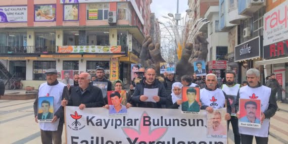 Kayıp yakınları 521. haftada kayıplarını sordu
