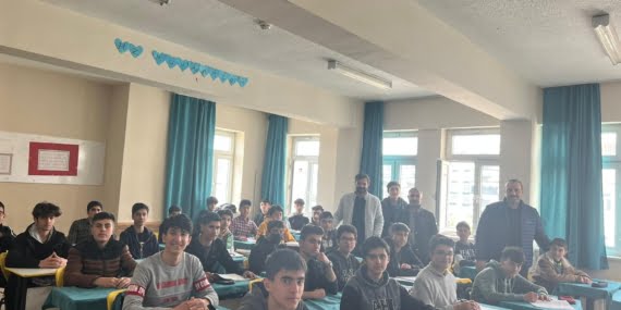 Gazetemizden Batman’ın başarı ile anılan lisesine ziyaret