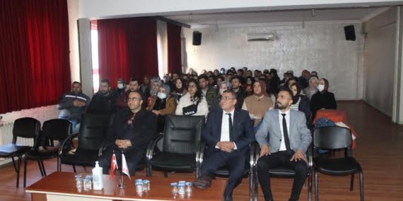 Sason’da öğretmen akademisi buluşmaları