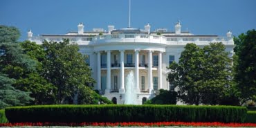 White_House_AdobeStock_22668110