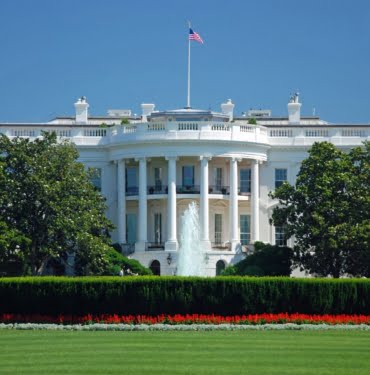 White_House_AdobeStock_22668110