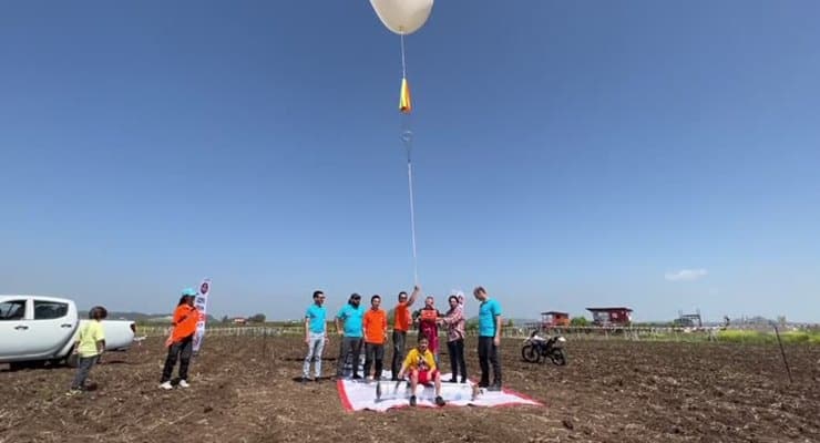 Adana'dan uzaya gönderilmek istenen kebap 38 kilometre yükseldikten sonra Hatay'a düştü