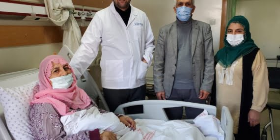 Kan dolaşımı durdurulan hasta, dondurularak ameliyat edildi