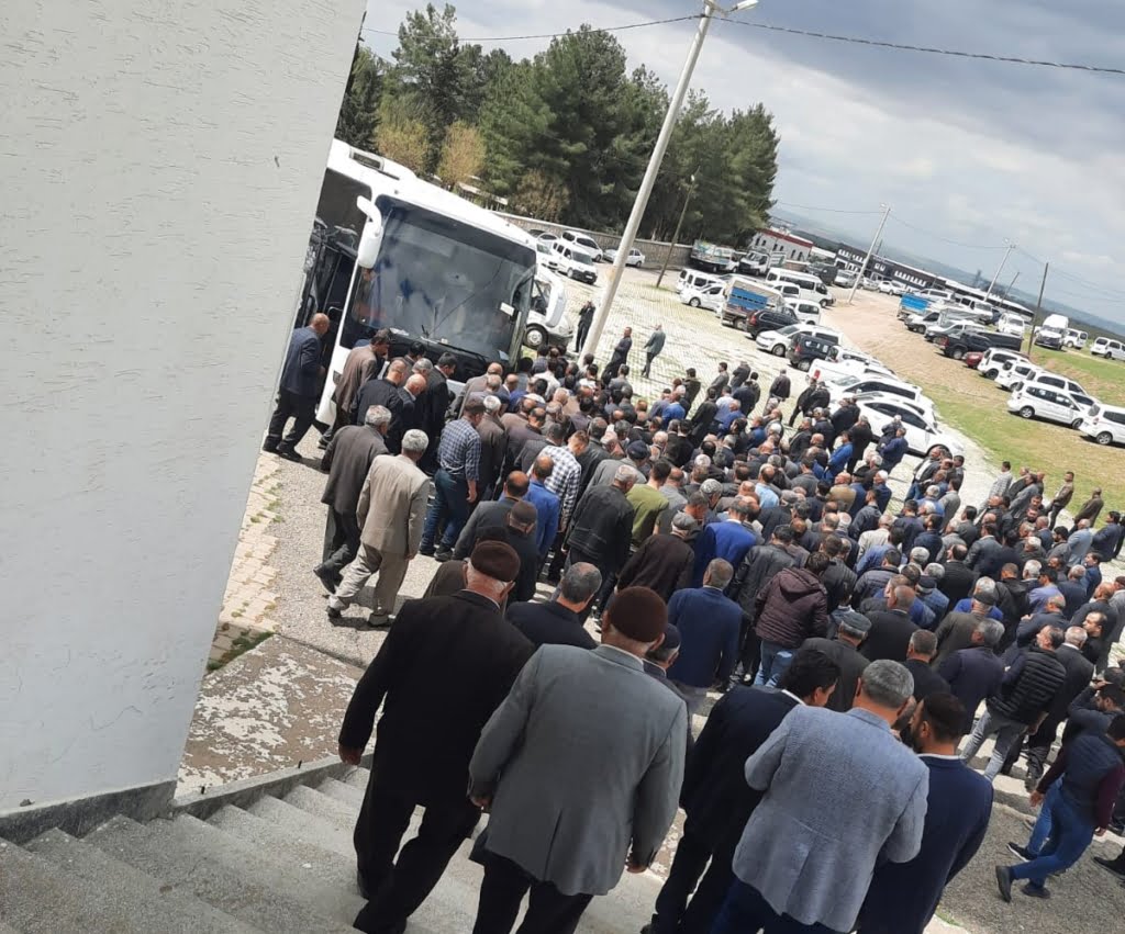 Batmanlı Serhan Silivri'de tahliyesine iki gün kala yaşamını yitirdi: Ailesi çocuklarının ölümünden idareyi sorumlu tutuyor