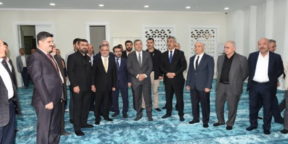 Eğitim ve Araştırma Hastanesi bahçesinde yapımı tamamlanan 200 kişilik caminin açılışı yapıldı