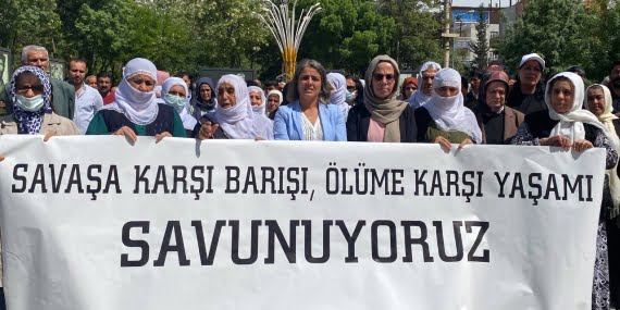 Batman’da ‘savaşa karşı yaşamı savunuyoruz’ eylemi