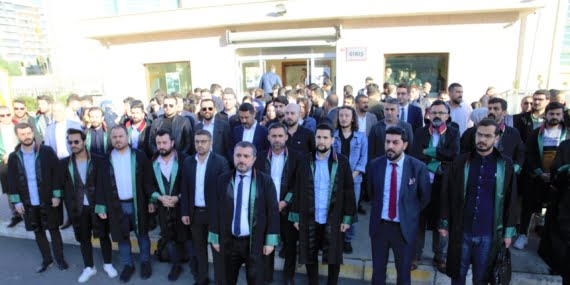 Batman Adliyesi içerisinde polisin saldırısına uğrayan avukat için Baro’dan kınama