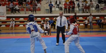 TAEKWONDO YARI FİNAL 2