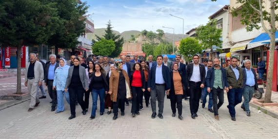 HDP’den Kozluk, Bekirhan ve Sason’a bir dizi ziyaret HDP’den Kozluk, Bekirhan ve Sason’a bir dizi ziyaret