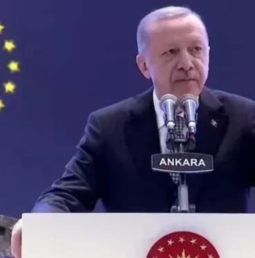 erdogan-dan-genclere-mesaj-hayallerinizden-asla-vazgecmeyin-1652976756-241-x750