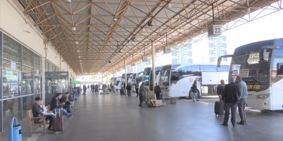 “Otobüs İstanbul’a varmadan depoya 2 bin lira zam geliyor” “Otobüs İstanbul’a varmadan depoya 2 bin lira zam geliyor”
