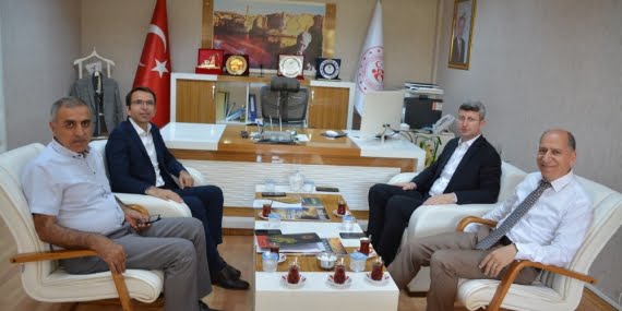 Beşiri ve Kozluk'a yeni spor tesisleri yapılacak Beşiri ve Kozluk’a yeni spor tesisleri yapılacak