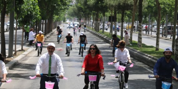 Çevre dostu bir yaşam için pedal çevirdiler