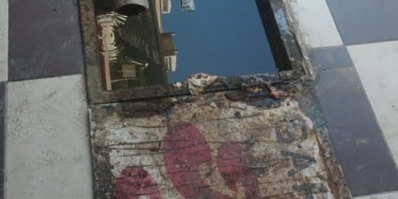 İşyerini su basan esnaf, yetkililerin ilgisizliğinden şikayetçi