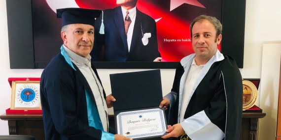 54 yaşında mezun olan Temli’nin yeni hedefi Siyaset Bilimi okumak
