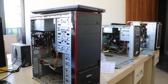 Diyarbakır’da en az 16 gazeteci gözaltına alındı