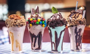 en_kolay_milkshake_nasil_yapilir_enfes_ve_pratik_milkshake_tarifi_1644911214_2578