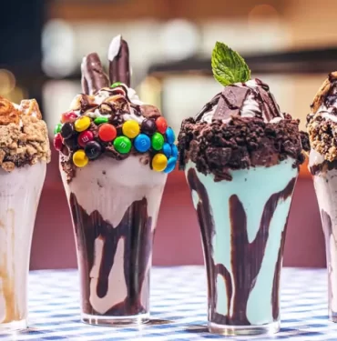 en_kolay_milkshake_nasil_yapilir_enfes_ve_pratik_milkshake_tarifi_1644911214_2578