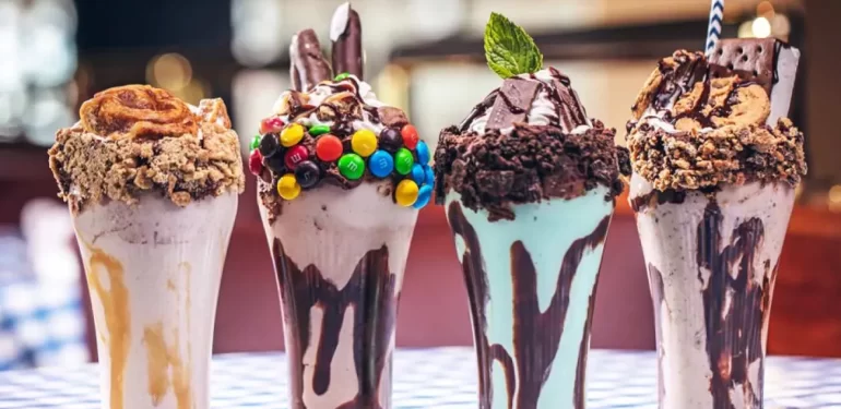 en_kolay_milkshake_nasil_yapilir_enfes_ve_pratik_milkshake_tarifi_1644911214_2578