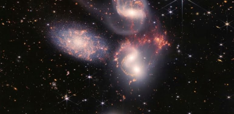 0x0-nasa-evrenin-en-derin-goruntusunu-paylasti-1657643475834