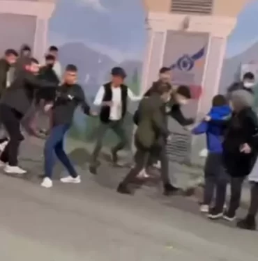 6169240c86b244414c274524