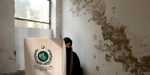 Akaryakıt fiyatlarını artıran hükümet en kalabalık eyaletteki seçimi kaybetti