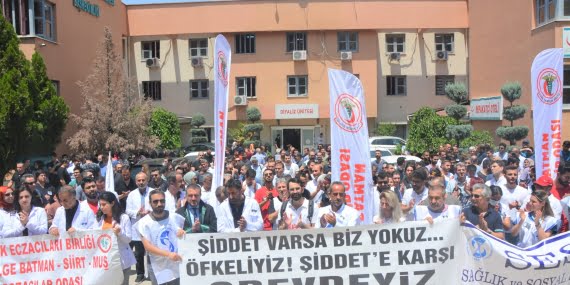 Batman’da sağlık emekçileri grevdeydi: Ölmek istemiyoruz!