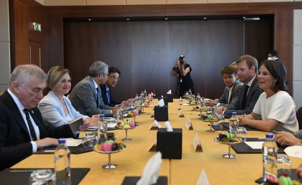 Türkiye'de olan Almanya Dışişleri Bakanı, HDP ve CHP’yle görüştü Türkiye'de olan Almanya Dışişleri Bakanı, HDP ve CHP’yle görüştü