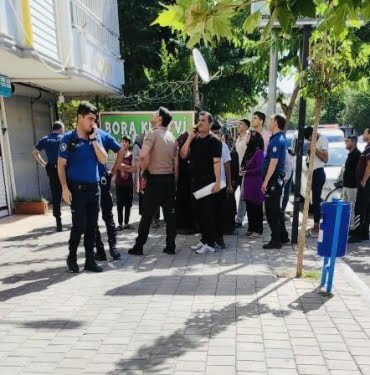 F8E5040B-A3A5-46F1-81E8-2F9201A49916