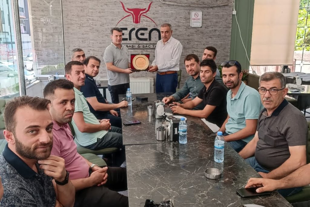 Dursun'dan veda yemeği