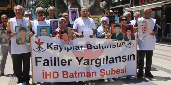 Kayıp yakınları ve İHD eski HEP milletvekili Vedat Aydın’ın akıbetini sordu