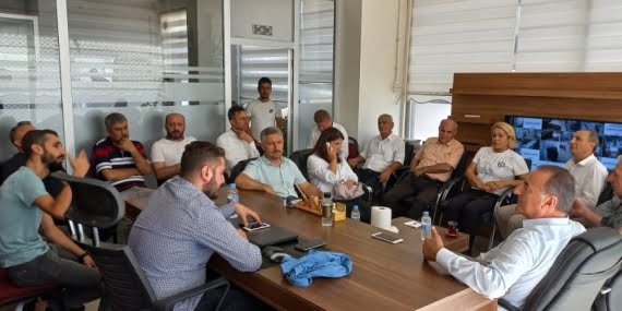 CHP’li Yaşar tekstilcileri dinledi