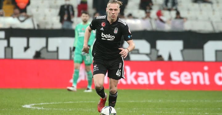 besiktas-ta-serdar-saatci-kadro-disi-birakildi-1039761-5