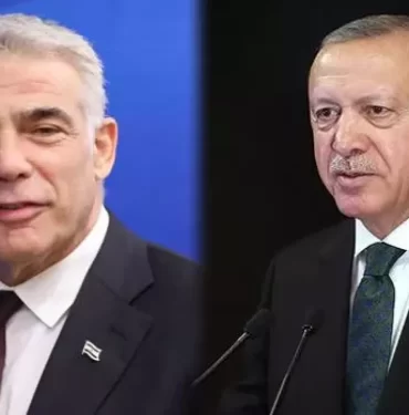 erdogan_ile_lapid_telefonda_gorustu_1657478151_7356