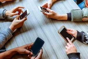 cep-telefonlari-kansere-neden-olur-mu1592996701