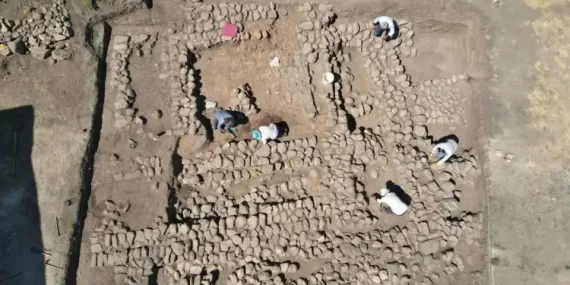 Dersim’de 5 bin 500 yıllık anıtsal yapı gün yüzüne çıktı