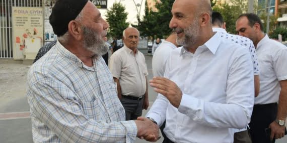 Özdemir: Şehrimizde tebessüm ettiren her projenin altında 21 yıldır bizim imzamız var