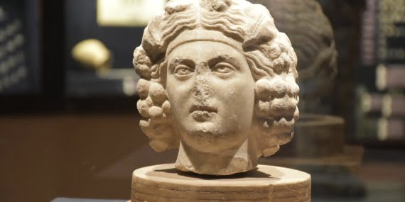 92 yıl boyunca depoda tutulan ‘Dionysos’ sergilenmeye başlandı