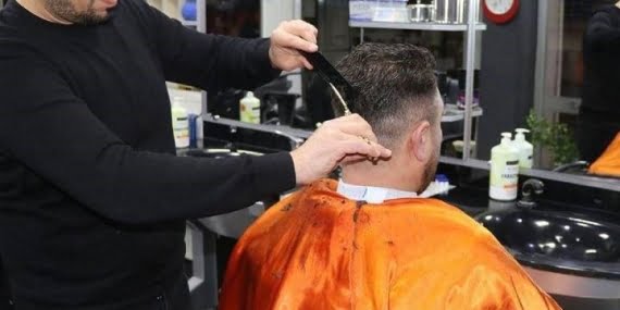 Kuaför ve güzellik salonlarına tatil uygulaması ertelendi