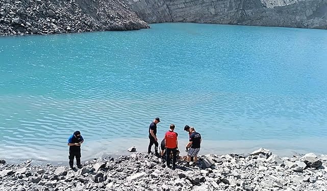 sirnak-ta-kamyon-golete-uctu-sofor-kayip-3233