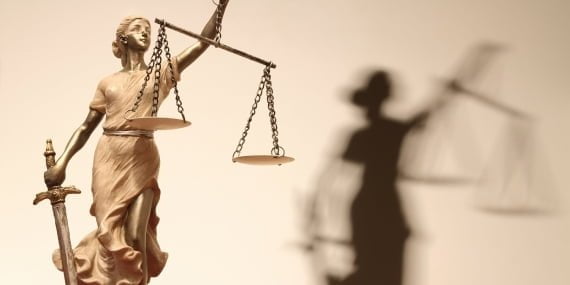 Adalet geleceğe yatırımdır Adalet geleceğe yatırımdır