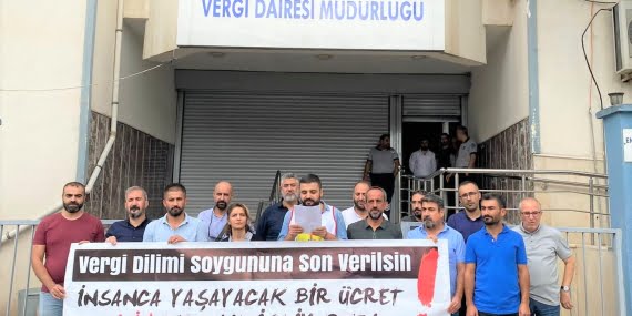 BES Batman İl Temsilciliği Batman Vergi Dairesi Müdürlüğü önünde toplandı