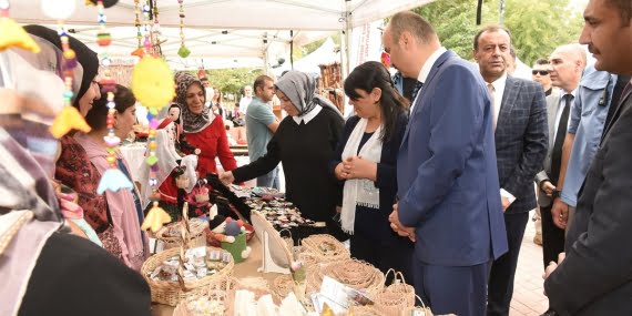 Atatürk Parkı’nda “Geleneksel El Sanatları Günleri” etkinliği düzenlendi