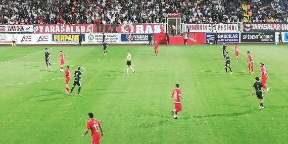 Batman Petrolspor’dan kadın taraftarlara 8 Mart jesti