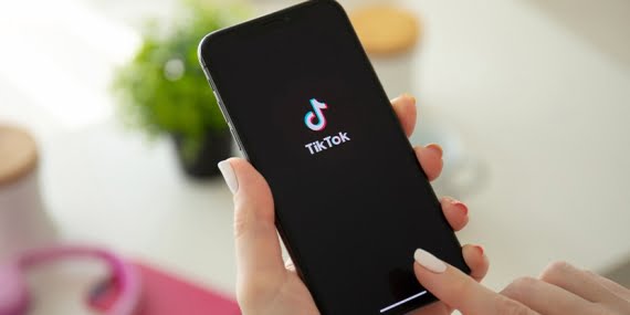 TikTok, gelecek ay itibarıyla canlı yayın için yaş sınırını 16’dan 18’e yükseltiyor