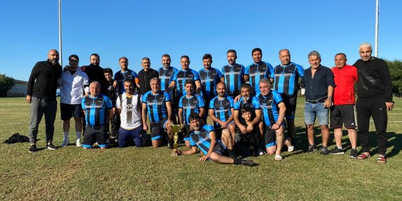 40 yaş üstü futbol turnuvasında şampiyon Batmanlılar