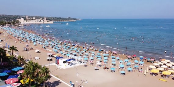 Kültür ve Turizm Bakanlığı, yıl sonu turizm beklentilerini yükseltti