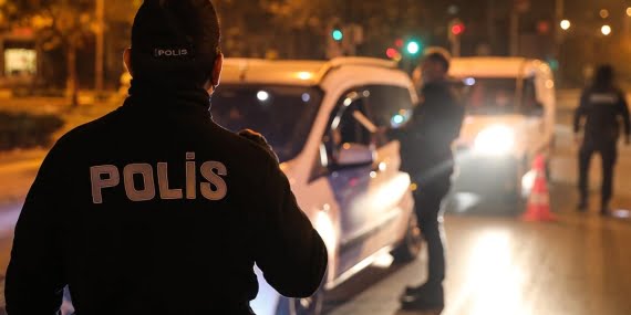 8876 kişi sorgulandı, 2142 araç denetlendi