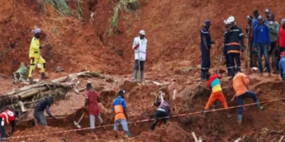 Kamerun’da cenazeye katılanlar toprak altında kaldı: 11 ölü
