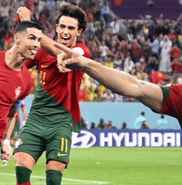 637fe00aae298bf63c12ef4c